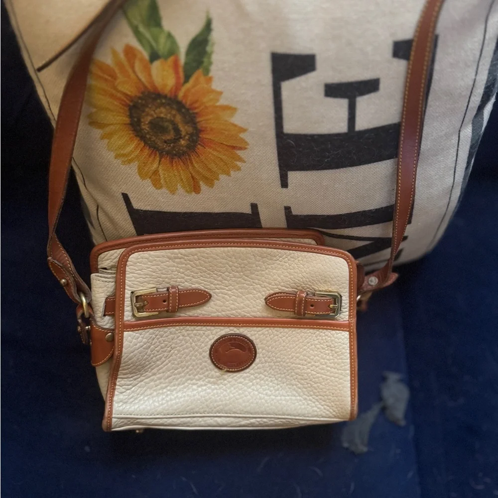Dooney & Bourke Cream and Tan Crossbody Bag - Picture 1 of 3